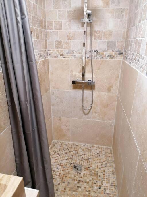 Agreable Maison De Village. Кастелан Екстериор снимка